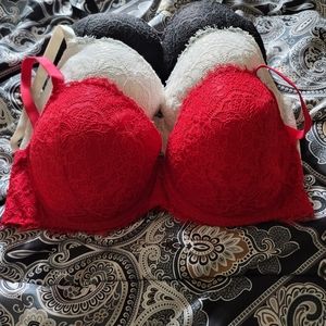 36 DD Victoria Secret Bra